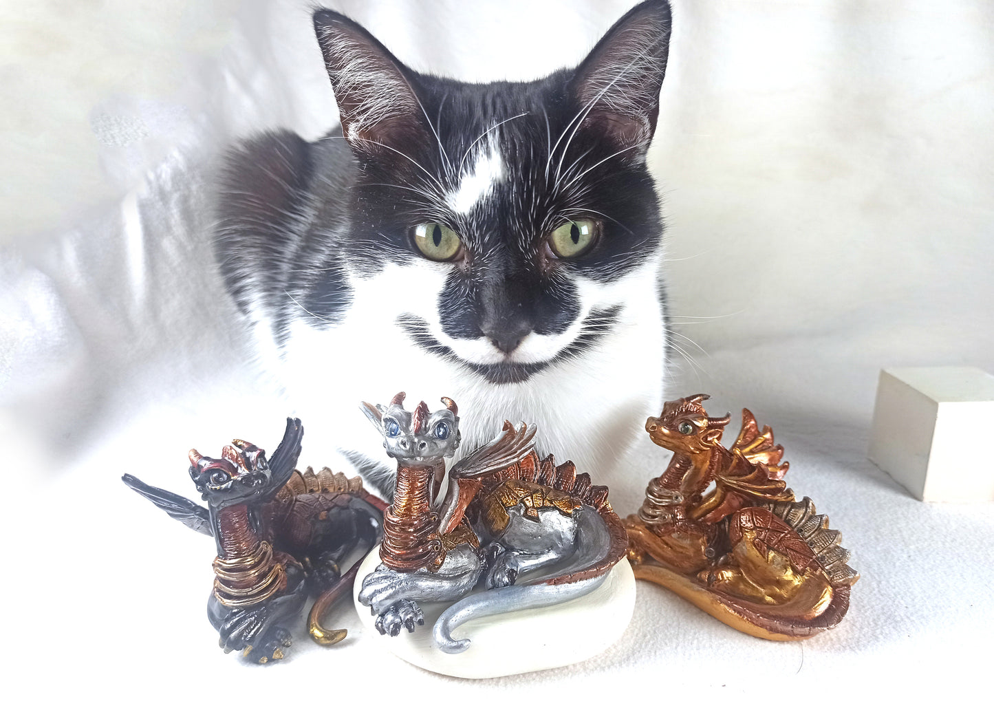 Figurine of a dragon laying down