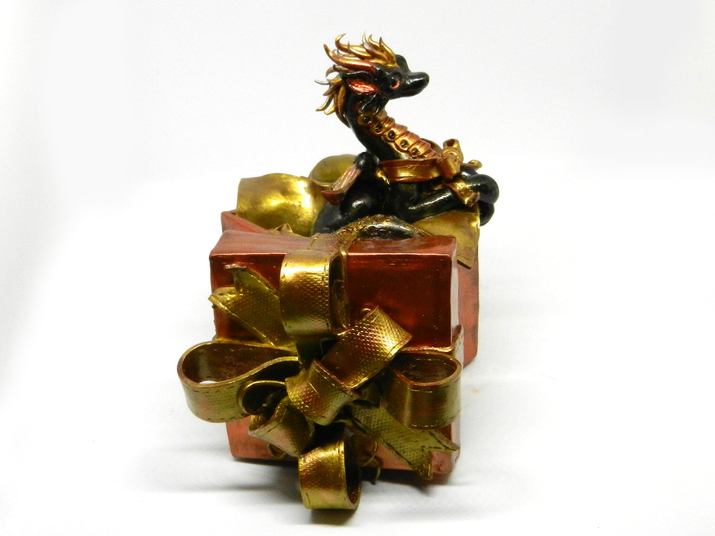 Black and gold dragon in gift box unique figurine