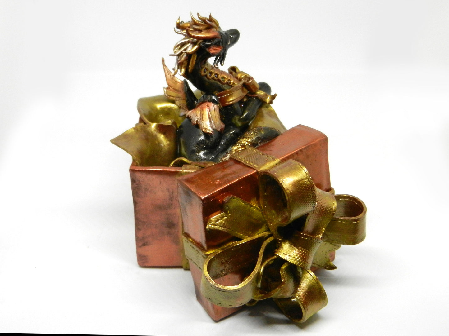 Black and gold dragon in gift box unique figurine