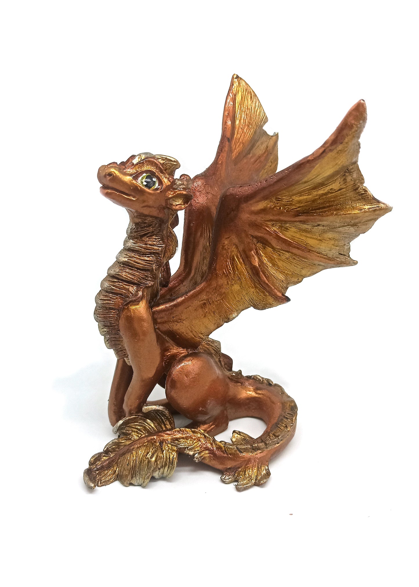 Figurine of a mighty dragon