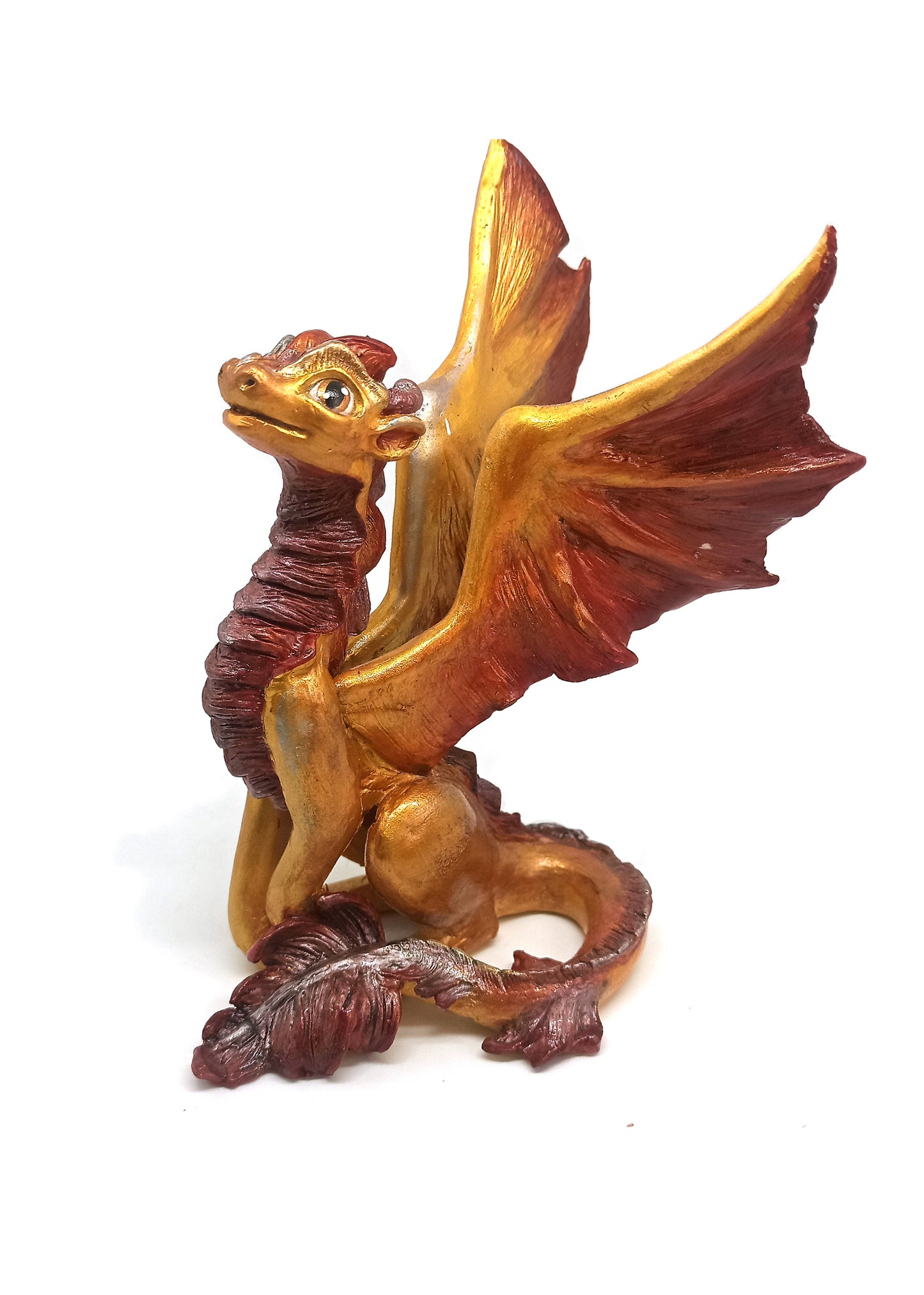 Figurine of a mighty dragon